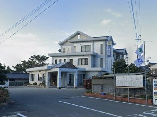 近くの山住医院まで1,313m(徒歩17分)