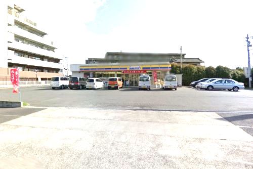 近くのミニストップ 町田忠生店まで672m（徒歩9分）