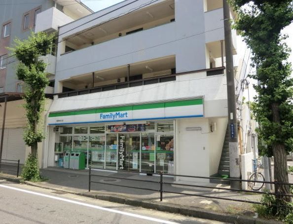 近くのファミリーマート 横須賀池上店まで605m（徒歩8分）