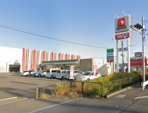 近くのファミリーマート 市原マルハン店まで605m(徒歩8分)