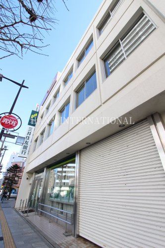 近くの三井住友銀行 越谷支店まで1,075m(徒歩14分)