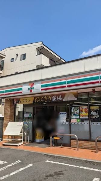 近くのセブンイレブン 葛飾鎌倉1丁目店まで178m（徒歩3分）