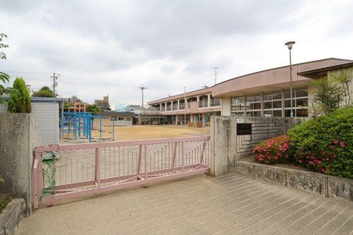 近くの丹陽西保育園まで200m(徒歩3分)