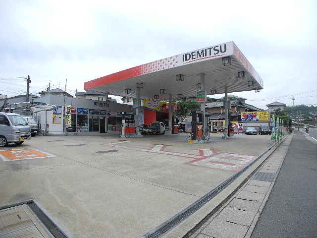 近くの株式会社イデックスリテール西九州ハートフル久留里給油所まで396m(徒歩5分)