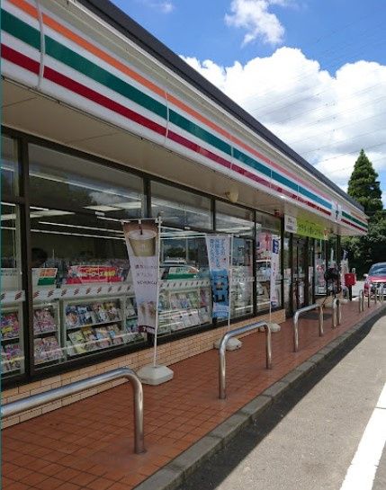 近くのセブンイレブン 酒々井墨入口店まで5,065m（徒歩64分）