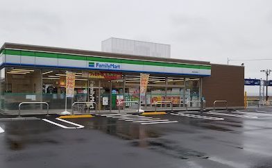 近くのファミリーマート 児島元浜町店まで237m(徒歩3分)