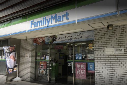 近くのファミリーマート 日本橋一丁目店まで165m(徒歩3分)