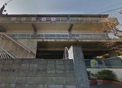 近くの光華幼稚園まで766m(徒歩10分)