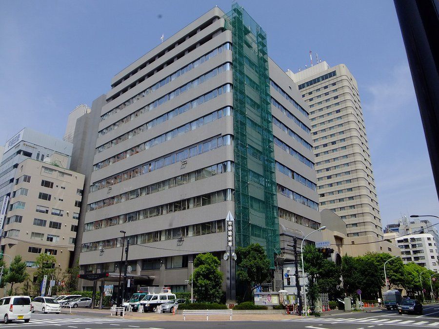 近くの池袋警察署まで1,184m(徒歩15分)