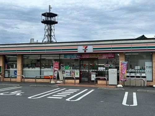 近くのセブンイレブン さいたま中尾店まで389m(徒歩5分)