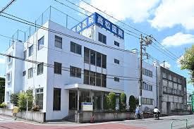 近くの高松病院まで775m(徒歩10分)