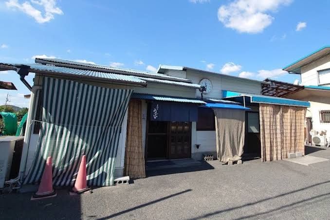 近くの天乃うどん店まで361m(徒歩5分)