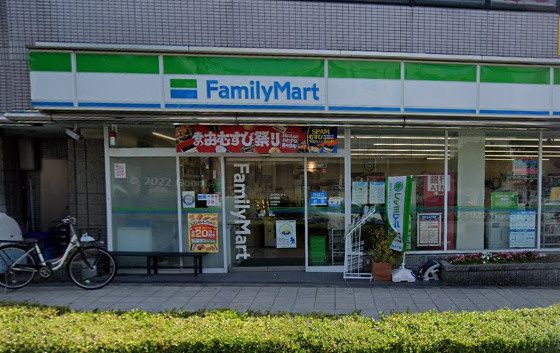 近くのファミリーマート 北河堀店まで426m(徒歩6分)