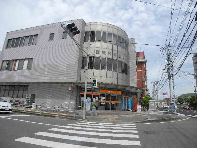 近くの西彼杵郵便局まで703m(徒歩9分)