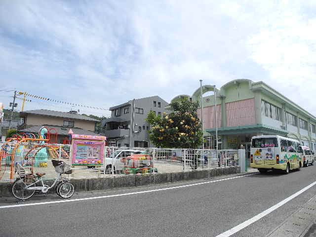 近くの認定こども園鳴鼓幼稚園まで266m(徒歩4分)