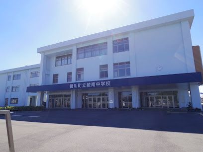 近くの綾南中学校まで1,218m(徒歩16分)