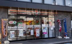 近くのセブンイレブン 田無駅南口店まで341m（徒歩5分）