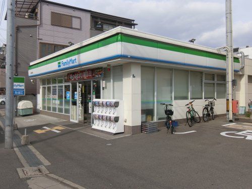 近くのファミリーマート 守口高瀬町店まで474m(徒歩6分)