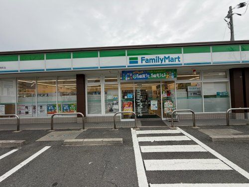 近くのファミリーマート曽根南町店まで519m(徒歩7分)