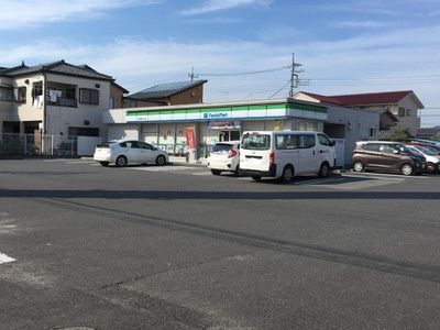 近くのファミリーマート 宇都宮西原三丁目店まで1,406m(徒歩18分)