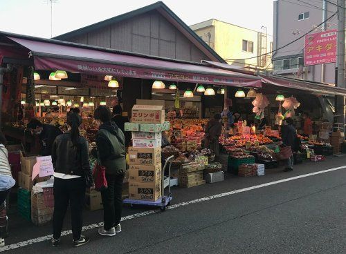 近くのアキダイ関町本店まで269m(徒歩4分)