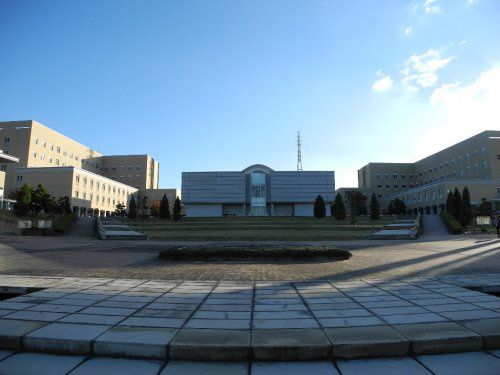 近くの長崎県立大学シーボルト校まで819m(徒歩11分)