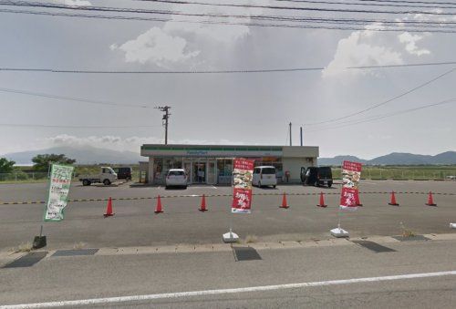 近くのファミリーマート 諫早高来店まで803m(徒歩11分)