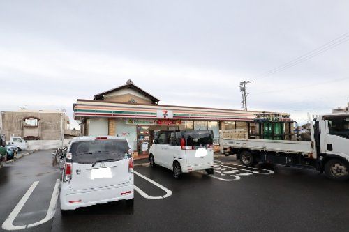 近くのセブンイレブン 一宮佐千原店まで1,558m(徒歩20分)