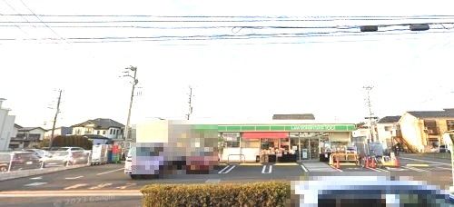 近くのローソンストア100 LS南林間店まで751m(徒歩10分)