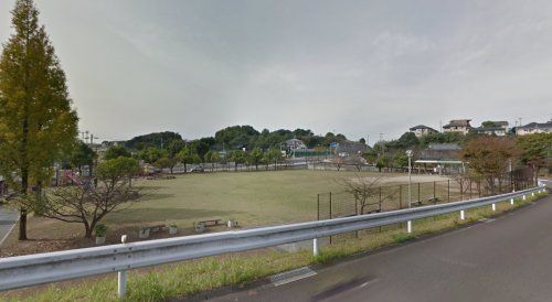 近くの久原公園まで1,395m(徒歩18分)