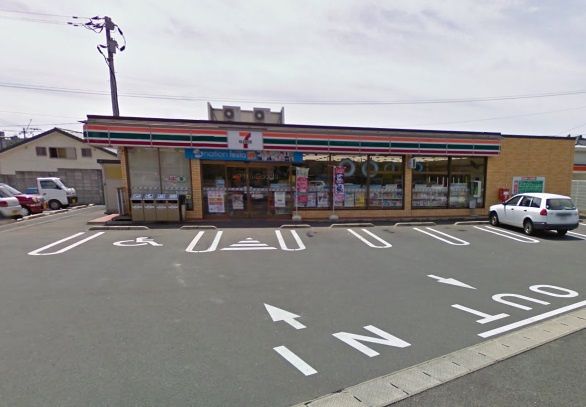 近くのセブンイレブン 飯盛開店まで427m(徒歩6分)