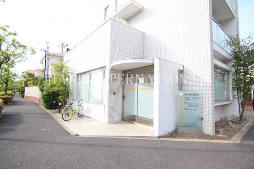 近くの歯科医院まで906m(徒歩12分)