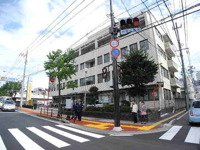 近くの浦上警察署まで1,538m(徒歩20分)