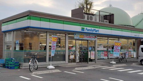 近くのファミリーマート 西東京柳沢二丁目店まで509m(徒歩7分)