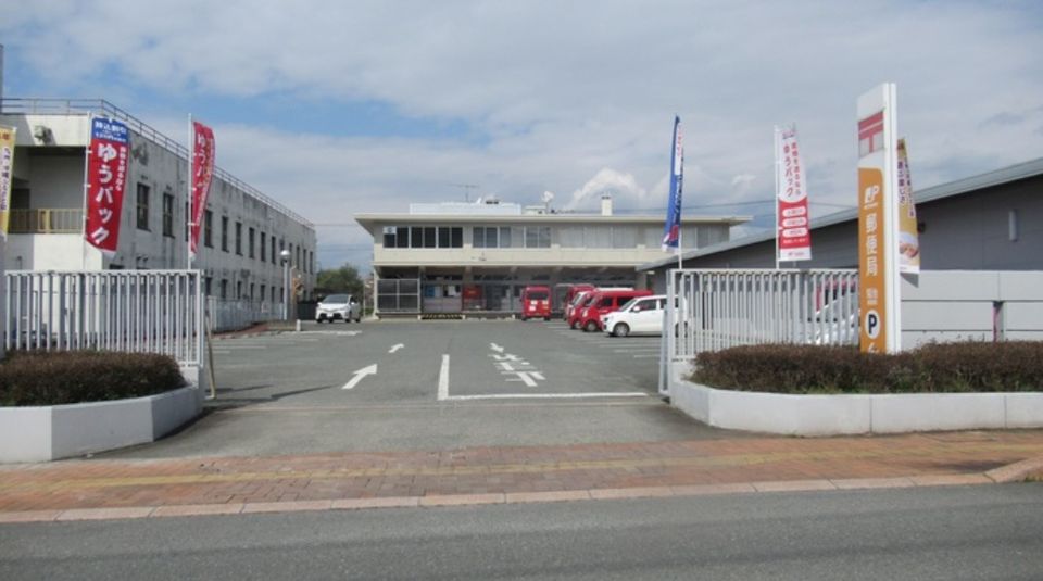 近くの菊池郵便局まで416m(徒歩6分)