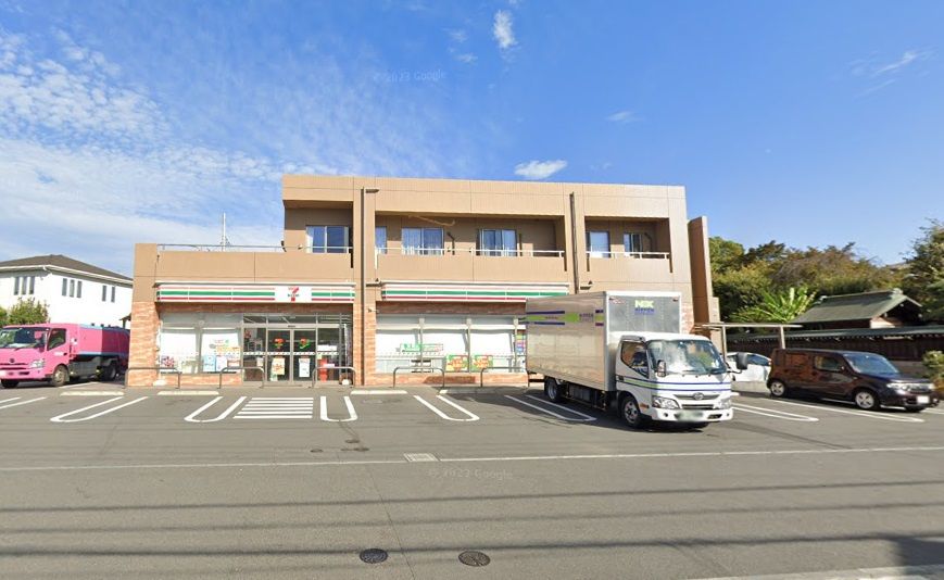 近くのセブンイレブン 相模原上鶴間本町8丁目店まで657m(徒歩9分)