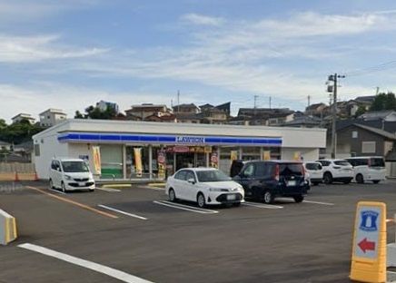 近くのローソン諫早泉町店まで171m（徒歩3分）