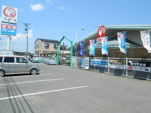 近くのコメリハード&グリーン鹿島店まで370m(徒歩5分)