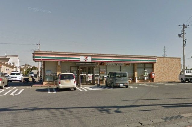 近くのセブン-イレブン 土浦滝田１丁目店まで341m（徒歩5分）