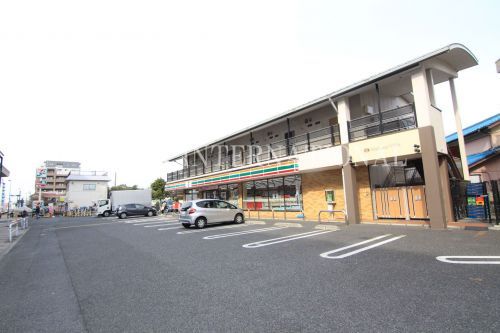 近くのセブンイレブン・足立舎人2丁目店まで773m(徒歩10分)