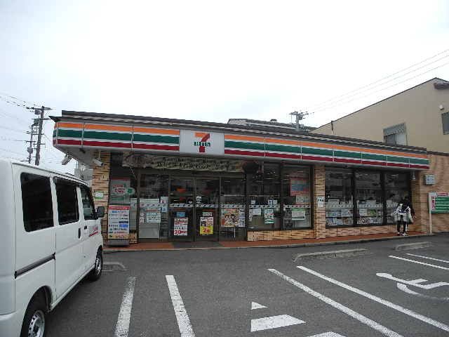 近くのセブンイレブン 時津日並郷店まで666m(徒歩9分)