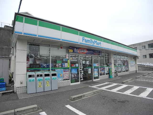 近くのファミリーマート 時津新開店まで124m(徒歩2分)