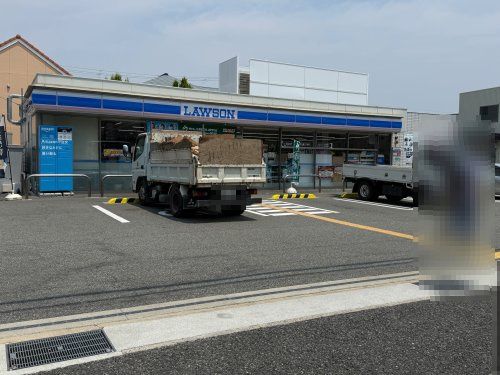 近くのローソン 神戸魚崎北町三丁目店まで672m(徒歩9分)