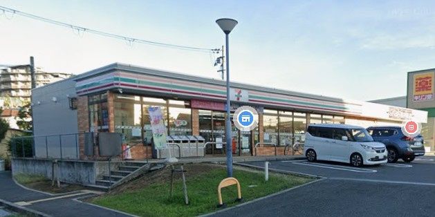 近くのセブンイレブン 吹田青葉丘南店まで303m(徒歩4分)