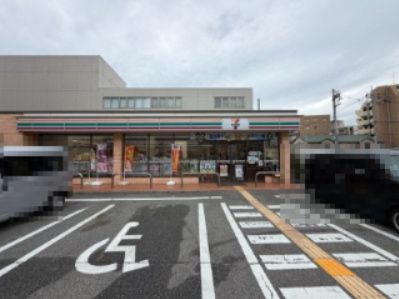 近くのセブンイレブン豊中少路1丁目店まで361m(徒歩5分)