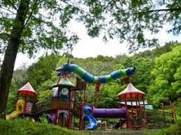 近くの満濃池森林公園まで1,150m（徒歩15分）