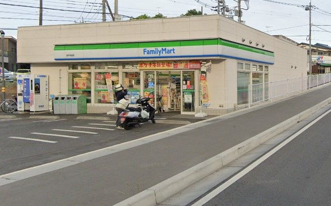 近くのファミリーマート 取手寺田店まで773m(徒歩10分)