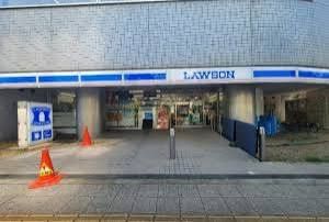 近くのローソン 高輪三丁目店まで71m（徒歩1分）