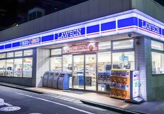 近くのローソン 南荻窪四丁目店まで298m(徒歩4分)