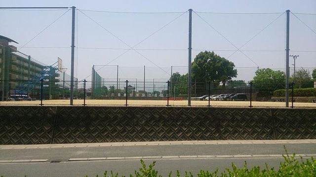 近くの熊本市立楠中学校まで682m(徒歩9分)